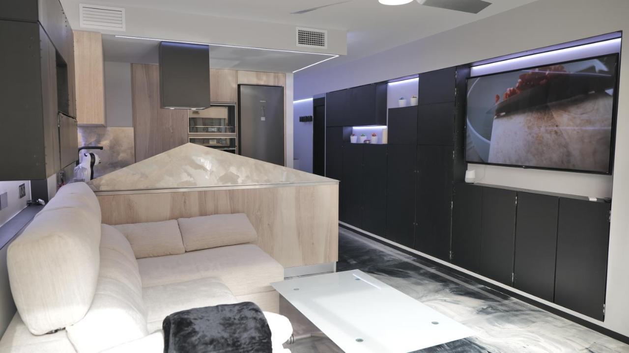 La Farola - Luxury Domotic Flat In Puerto Deportivo Marbella Exterior foto